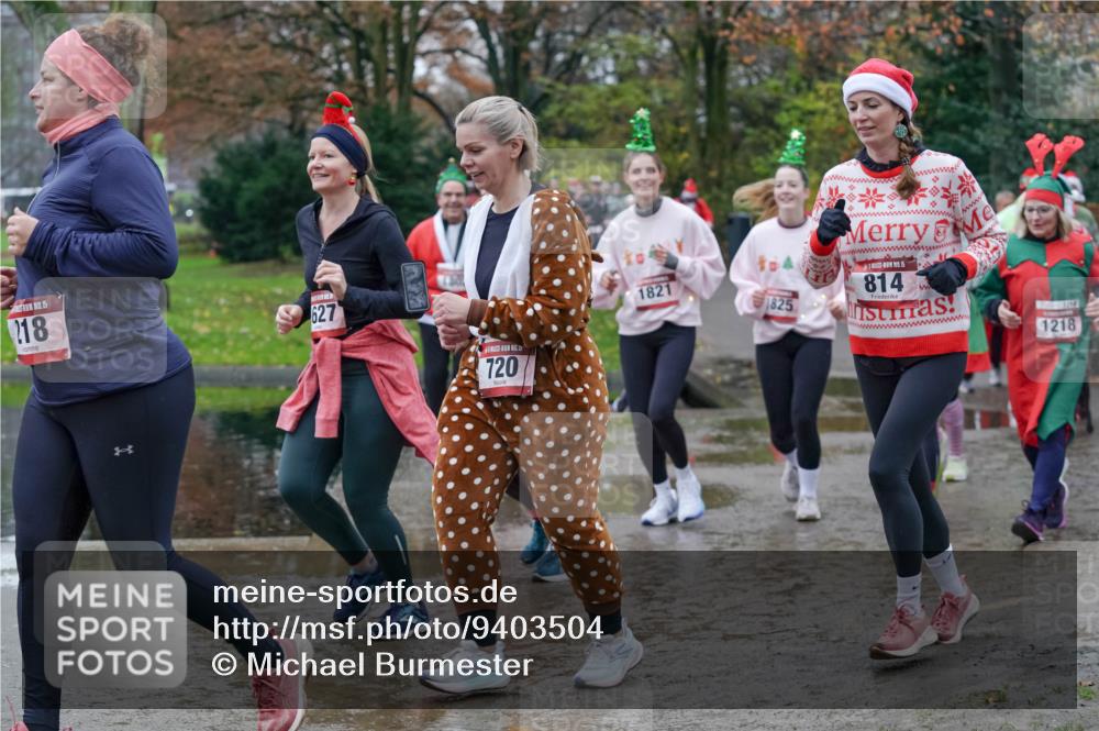 07.12.2025 - St. Pauli X-Mass-Run No. 15 Michael Burmester http://msf.ph/oto/9403504 07.12.2025 10:47:21 Laufen 15, 18, 627, 720, 1821, 104, 1825, 5, 814, 1218 meine-sportfotos.de