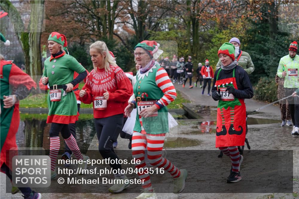 07.12.2025 - St. Pauli X-Mass-Run No. 15 Michael Burmester http://msf.ph/oto/9403516 07.12.2025 10:47:24 Laufen 681, 863, 737, 388 meine-sportfotos.de