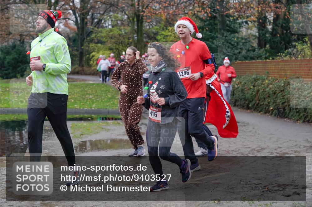 07.12.2025 - St. Pauli X-Mass-Run No. 15 Michael Burmester http://msf.ph/oto/9403527 07.12.2025 10:47:27 Laufen 416, 1246 meine-sportfotos.de
