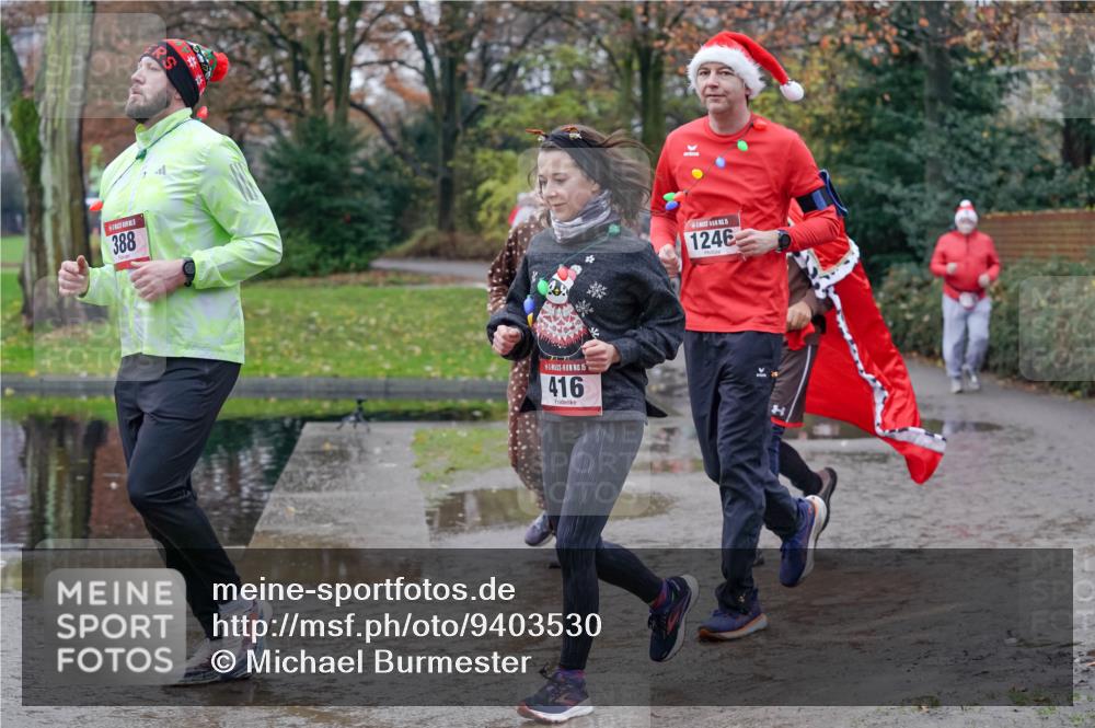 07.12.2025 - St. Pauli X-Mass-Run No. 15 Michael Burmester http://msf.ph/oto/9403530 07.12.2025 10:47:27 Laufen 388, 1246, 15, 416 meine-sportfotos.de