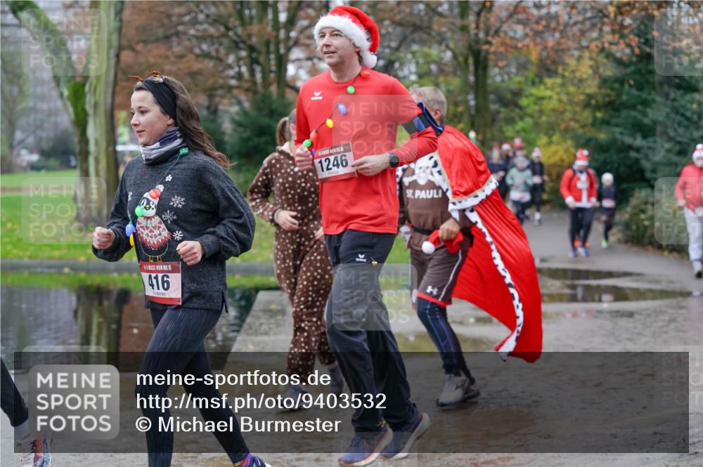 07.12.2025 - St. Pauli X-Mass-Run No. 15 Michael Burmester http://msf.ph/oto/9403532 07.12.2025 10:47:28 Laufen 15, 416, 1246 meine-sportfotos.de