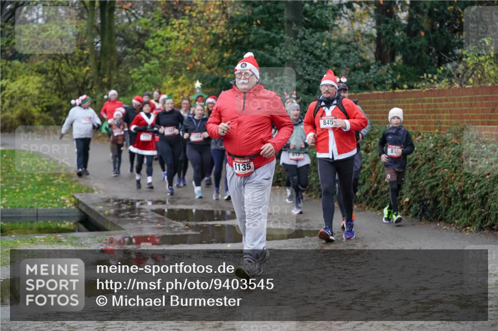 07.12.2025 - St. Pauli X-Mass-Run No. 15 Michael Burmester http://msf.ph/oto/9403545 07.12.2025 10:47:33 Laufen 5, 1135, 812, 845, 8 meine-sportfotos.de