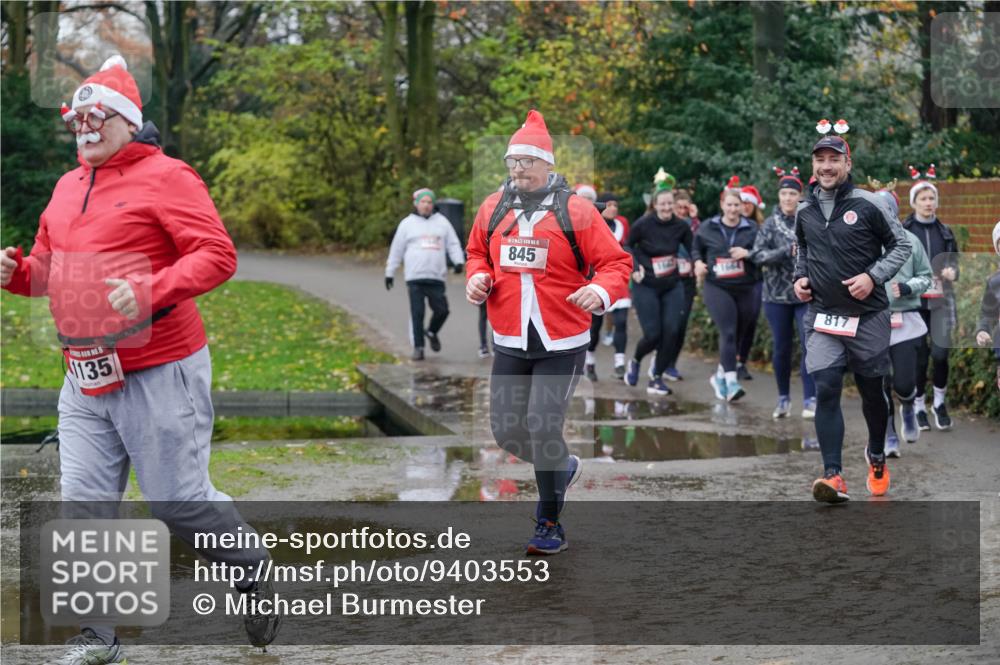 07.12.2025 - St. Pauli X-Mass-Run No. 15 Michael Burmester http://msf.ph/oto/9403553 07.12.2025 10:47:35 Laufen 135, 845, 817 meine-sportfotos.de