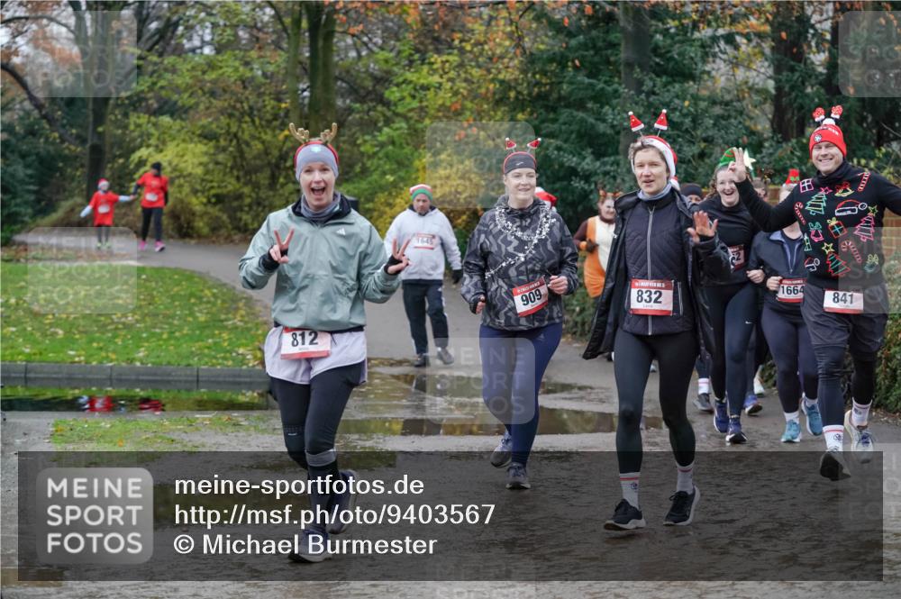 07.12.2025 - St. Pauli X-Mass-Run No. 15 Michael Burmester http://msf.ph/oto/9403567 07.12.2025 10:47:38 Laufen 812, 1645, 909, 832, 1664, 841 meine-sportfotos.de