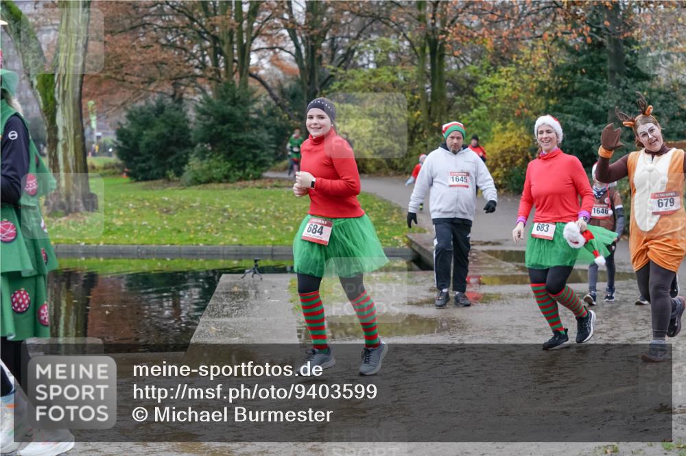 07.12.2025 - St. Pauli X-Mass-Run No. 15 Michael Burmester http://msf.ph/oto/9403599 07.12.2025 10:47:45 Laufen 684, 1645, 683, 1646, 679 meine-sportfotos.de