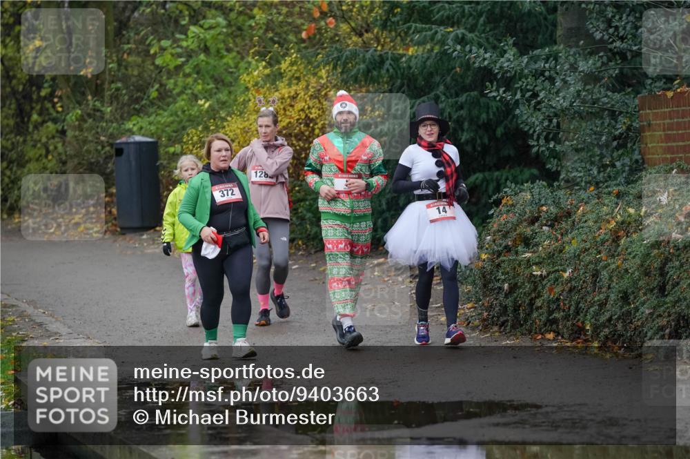 07.12.2025 - St. Pauli X-Mass-Run No. 15 Michael Burmester http://msf.ph/oto/9403663 07.12.2025 10:48:19 Laufen 372, 128, 14 meine-sportfotos.de