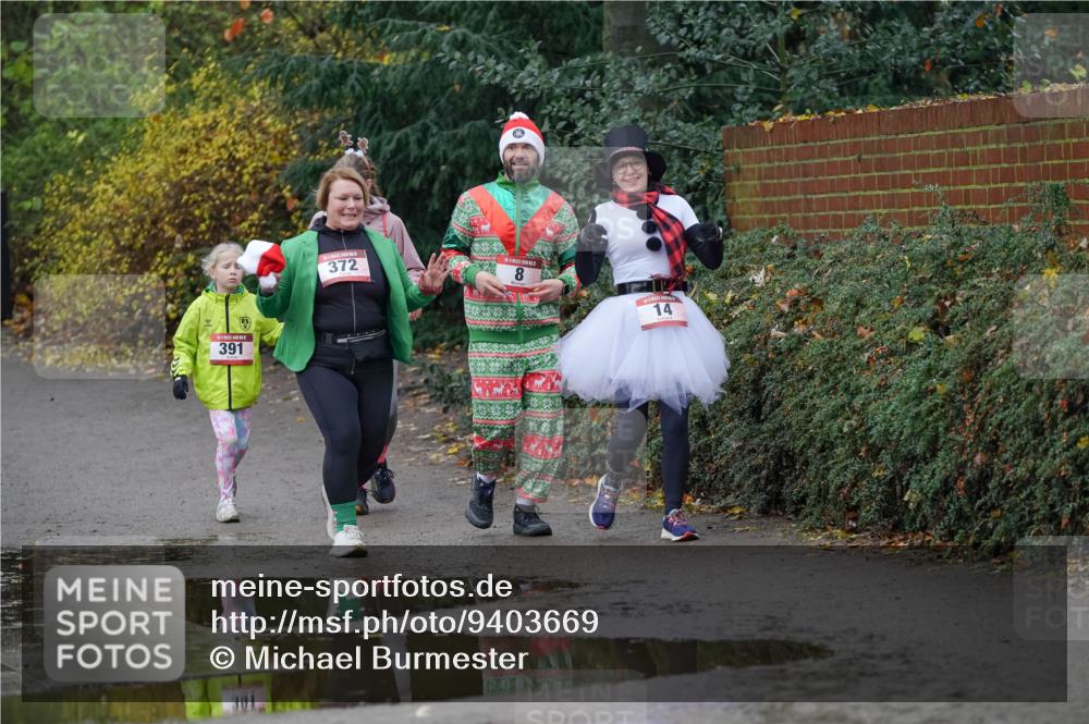 07.12.2025 - St. Pauli X-Mass-Run No. 15 Michael Burmester http://msf.ph/oto/9403669 07.12.2025 10:48:21 Laufen 391, 372, 8, 14 meine-sportfotos.de