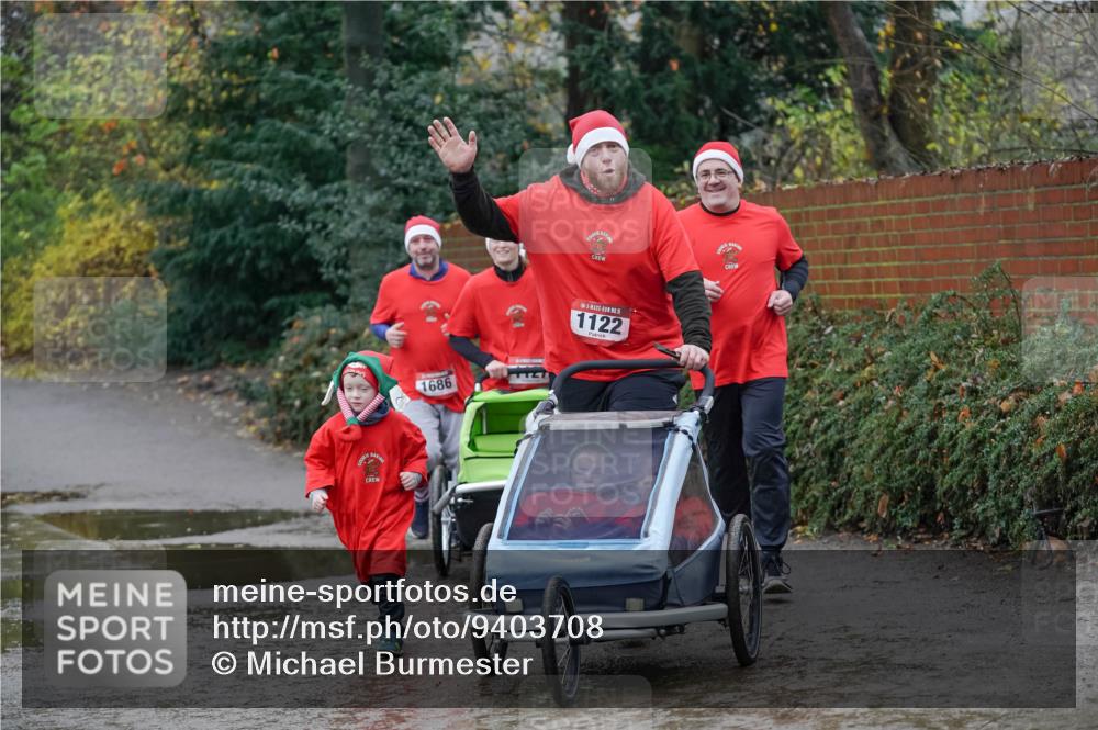07.12.2025 - St. Pauli X-Mass-Run No. 15 Michael Burmester http://msf.ph/oto/9403708 07.12.2025 10:48:53 Laufen 1686, 15, 1122 meine-sportfotos.de