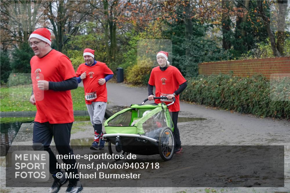 07.12.2025 - St. Pauli X-Mass-Run No. 15 Michael Burmester http://msf.ph/oto/9403718 07.12.2025 10:48:56 Laufen 1686 meine-sportfotos.de