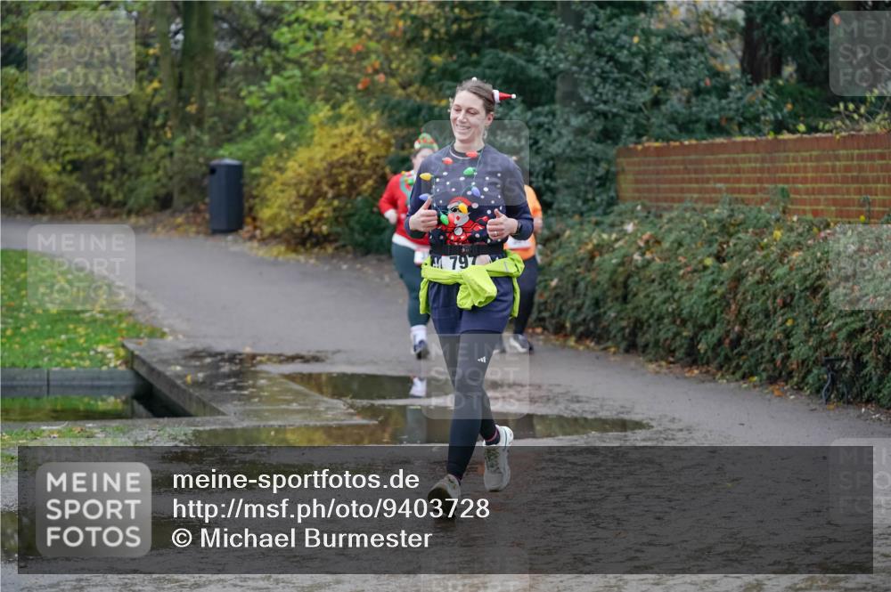 07.12.2025 - St. Pauli X-Mass-Run No. 15 Michael Burmester http://msf.ph/oto/9403728 07.12.2025 10:49:23 Laufen 797 meine-sportfotos.de