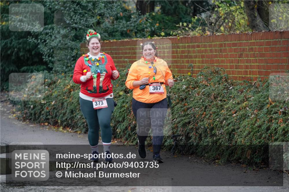 07.12.2025 - St. Pauli X-Mass-Run No. 15 Michael Burmester http://msf.ph/oto/9403735 07.12.2025 10:49:27 Laufen 373, 367 meine-sportfotos.de
