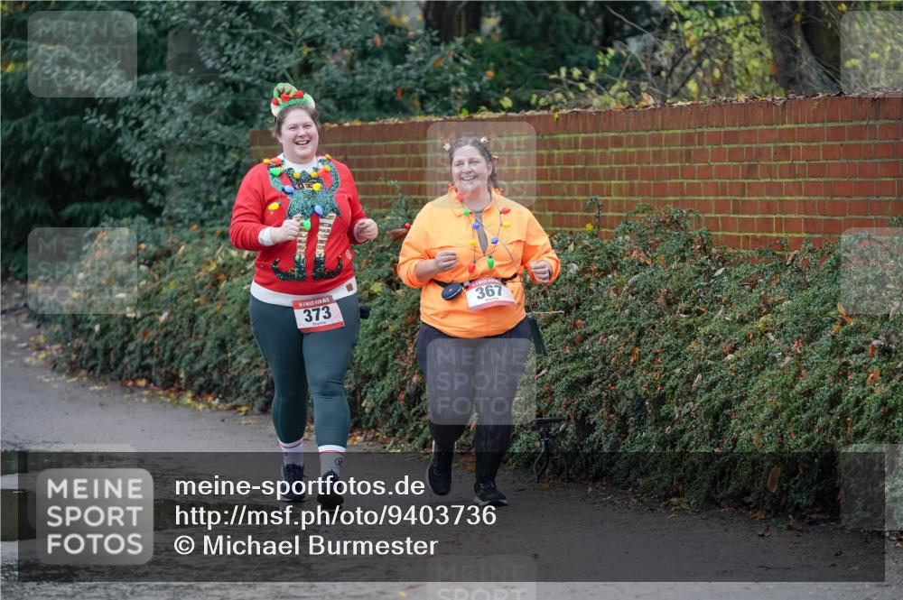07.12.2025 - St. Pauli X-Mass-Run No. 15 Michael Burmester http://msf.ph/oto/9403736 07.12.2025 10:49:27 Laufen 373, 367 meine-sportfotos.de