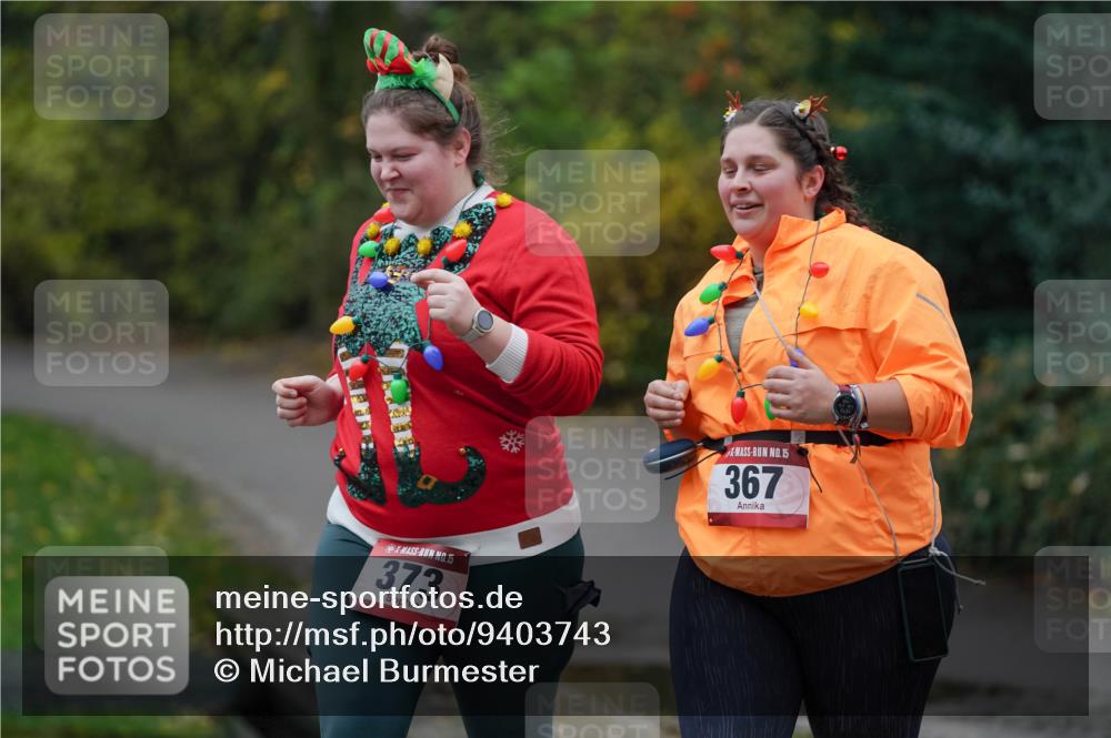 07.12.2025 - St. Pauli X-Mass-Run No. 15 Michael Burmester http://msf.ph/oto/9403743 07.12.2025 10:49:30 Laufen 15, 373, 15, 367 meine-sportfotos.de