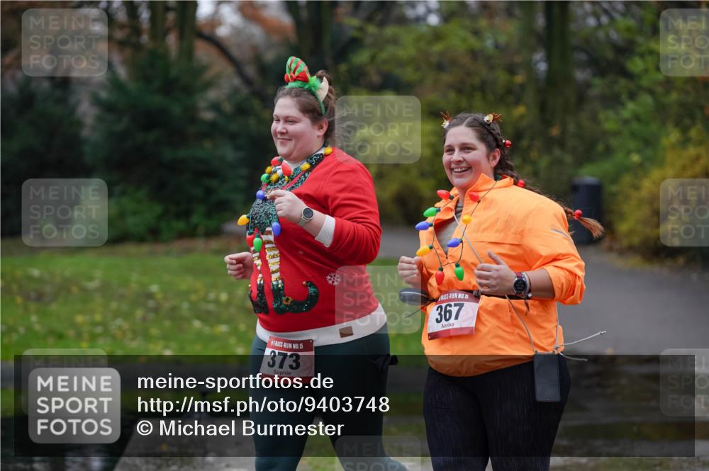 07.12.2025 - St. Pauli X-Mass-Run No. 15 Michael Burmester http://msf.ph/oto/9403748 07.12.2025 10:49:31 Laufen 15, 373, 15, 367 meine-sportfotos.de