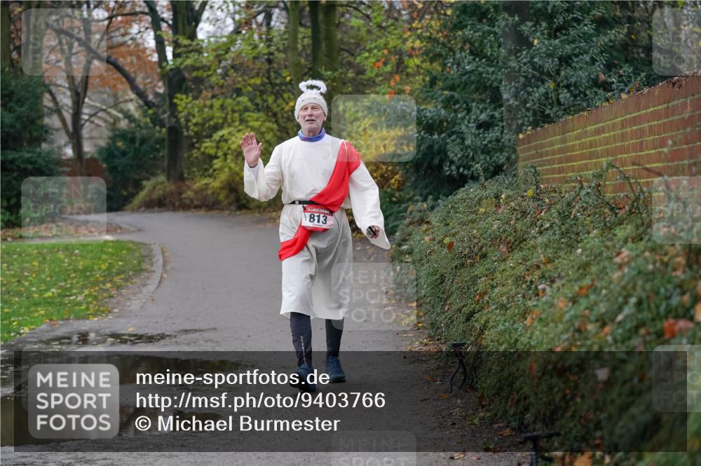 07.12.2025 - St. Pauli X-Mass-Run No. 15 Michael Burmester http://msf.ph/oto/9403766 07.12.2025 10:51:42 Laufen 813 meine-sportfotos.de