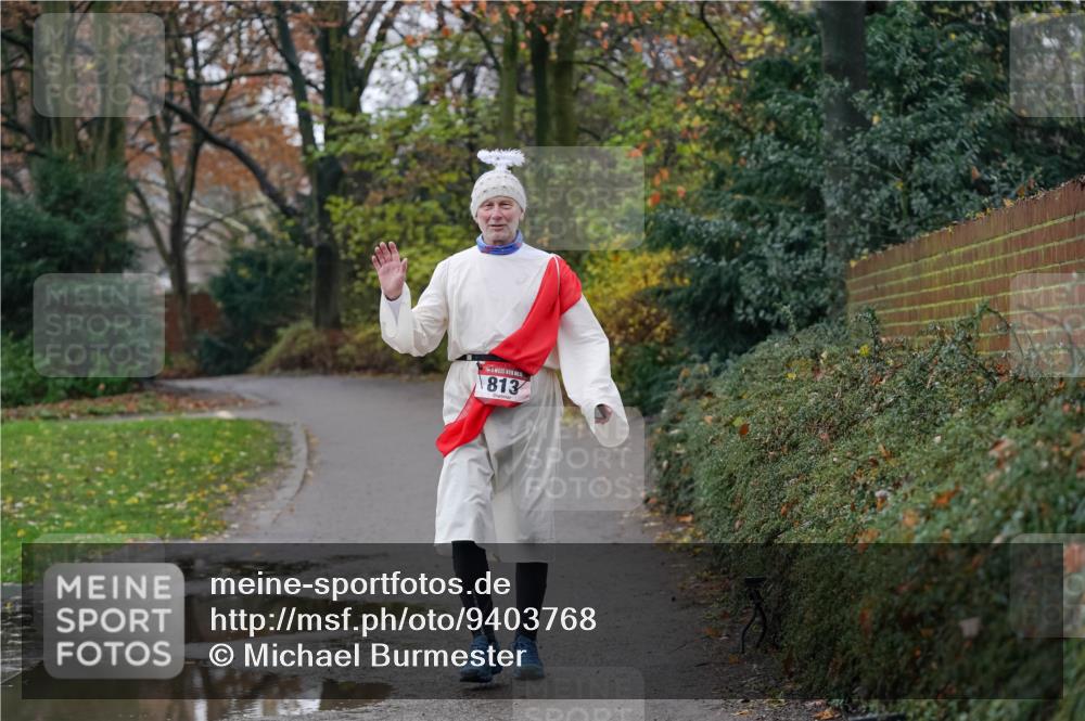 07.12.2025 - St. Pauli X-Mass-Run No. 15 Michael Burmester http://msf.ph/oto/9403768 07.12.2025 10:51:42 Laufen 813 meine-sportfotos.de