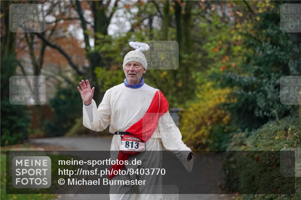 07.12.2025 - St. Pauli X-Mass-Run No. 15 Michael Burmester http://msf.ph/oto/9403770 07.12.2025 10:51:43 Laufen 15, 813 meine-sportfotos.de