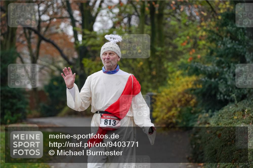 07.12.2025 - St. Pauli X-Mass-Run No. 15 Michael Burmester http://msf.ph/oto/9403771 07.12.2025 10:51:43 Laufen 15, 813 meine-sportfotos.de