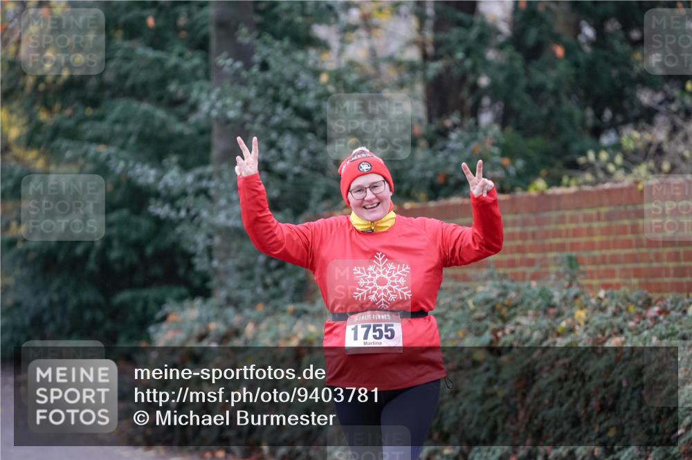 07.12.2025 - St. Pauli X-Mass-Run No. 15 Michael Burmester http://msf.ph/oto/9403781 07.12.2025 10:52:55 Laufen 15, 1755 meine-sportfotos.de