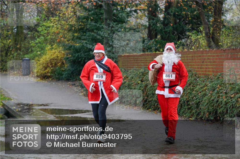 07.12.2025 - St. Pauli X-Mass-Run No. 15 Michael Burmester http://msf.ph/oto/9403795 07.12.2025 10:56:45 Laufen 859, 861 meine-sportfotos.de