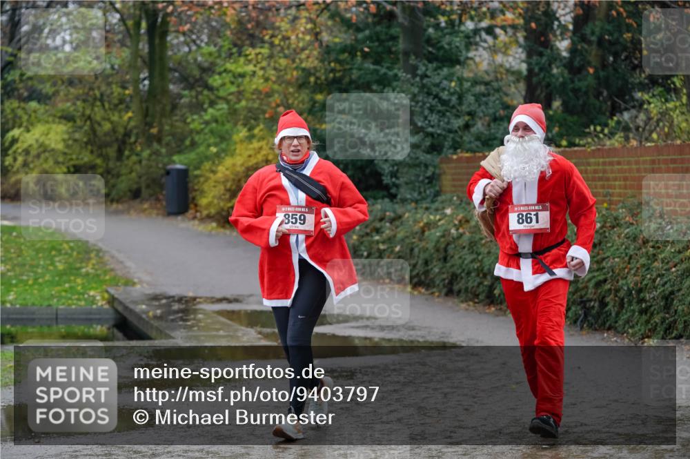 07.12.2025 - St. Pauli X-Mass-Run No. 15 Michael Burmester http://msf.ph/oto/9403797 07.12.2025 10:56:46 Laufen 859, 5, 861 meine-sportfotos.de