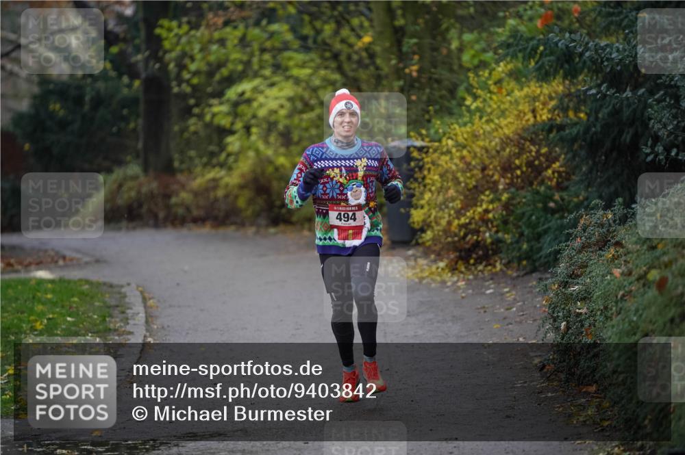 07.12.2025 - St. Pauli X-Mass-Run No. 15 Michael Burmester http://msf.ph/oto/9403842 07.12.2025 10:58:15 Laufen 55, 494 meine-sportfotos.de