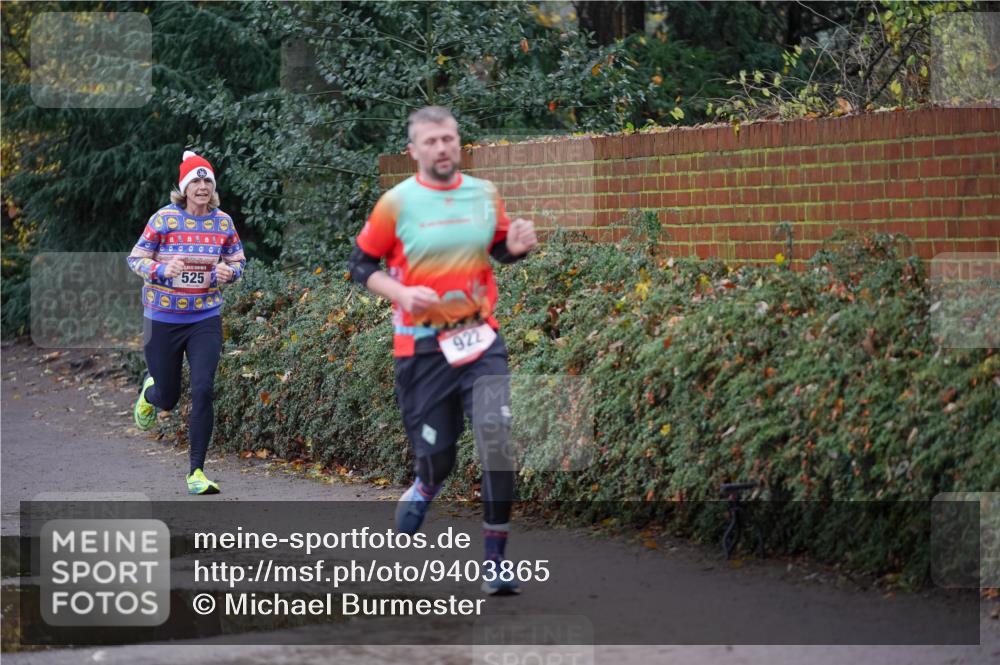 07.12.2025 - St. Pauli X-Mass-Run No. 15 Michael Burmester http://msf.ph/oto/9403865 07.12.2025 10:59:04 Laufen 525, 922 meine-sportfotos.de