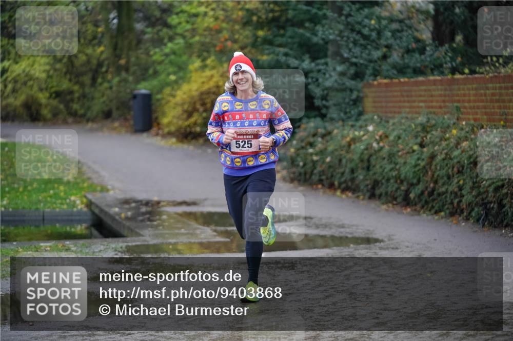 07.12.2025 - St. Pauli X-Mass-Run No. 15 Michael Burmester http://msf.ph/oto/9403868 07.12.2025 10:59:08 Laufen 15, 525 meine-sportfotos.de