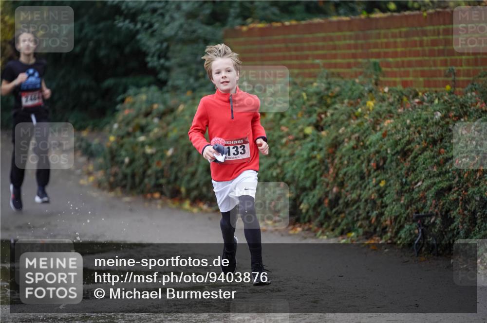 07.12.2025 - St. Pauli X-Mass-Run No. 15 Michael Burmester http://msf.ph/oto/9403876 07.12.2025 10:59:29 Laufen 2488, 15, 133 meine-sportfotos.de