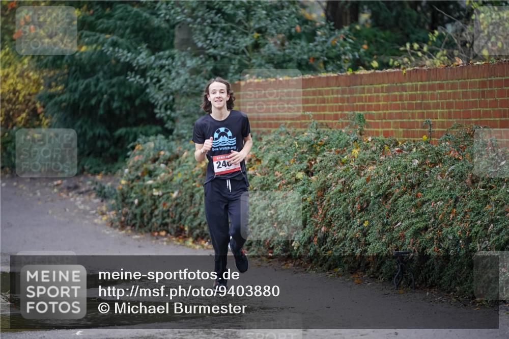07.12.2025 - St. Pauli X-Mass-Run No. 15 Michael Burmester http://msf.ph/oto/9403880 07.12.2025 10:59:31 Laufen 246 meine-sportfotos.de