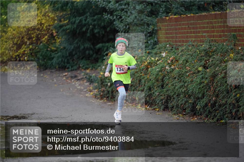 07.12.2025 - St. Pauli X-Mass-Run No. 15 Michael Burmester http://msf.ph/oto/9403884 07.12.2025 10:59:59 Laufen 134, 14 meine-sportfotos.de