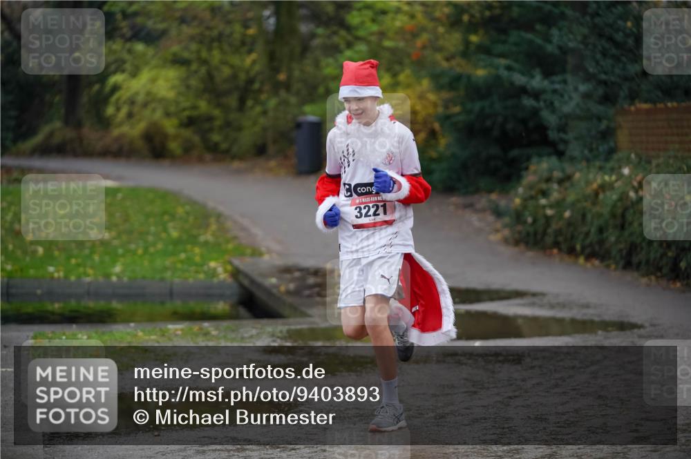 07.12.2025 - St. Pauli X-Mass-Run No. 15 Michael Burmester http://msf.ph/oto/9403893 07.12.2025 11:00:11 Laufen 3221 meine-sportfotos.de