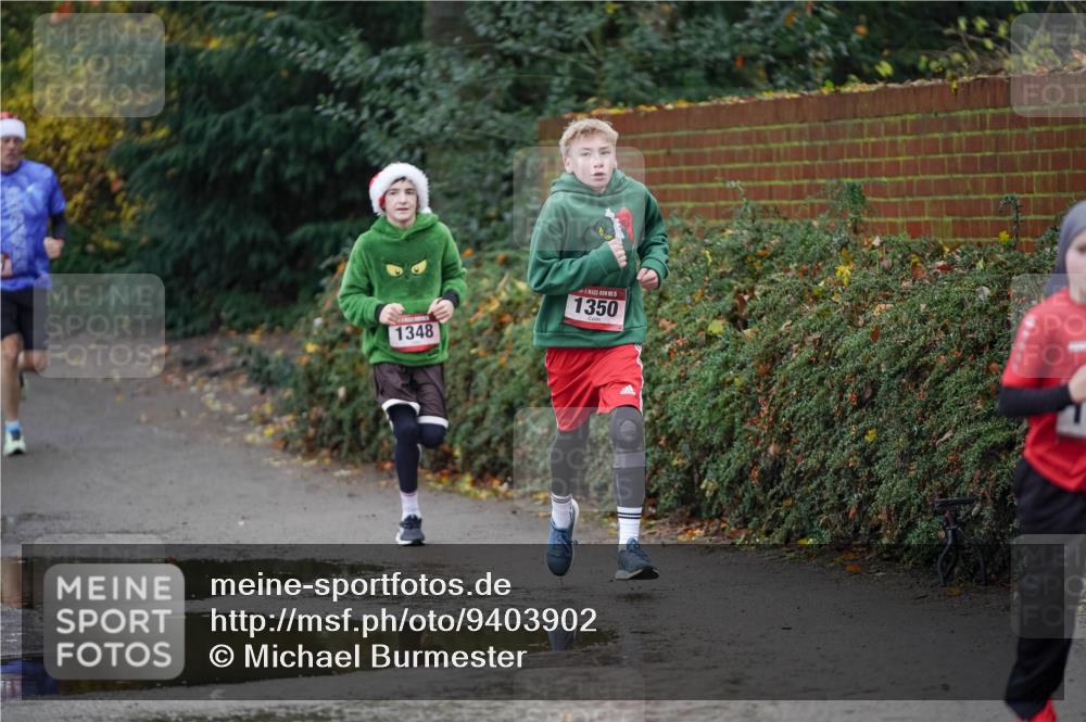 07.12.2025 - St. Pauli X-Mass-Run No. 15 Michael Burmester http://msf.ph/oto/9403902 07.12.2025 11:00:32 Laufen 1348, 1350 meine-sportfotos.de