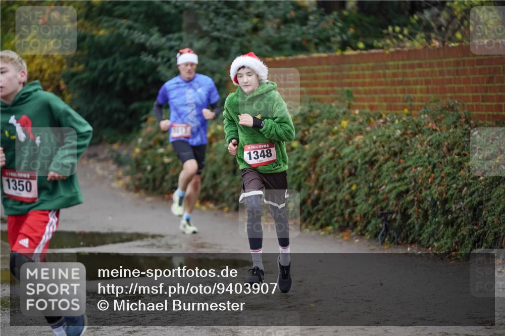 07.12.2025 - St. Pauli X-Mass-Run No. 15 Michael Burmester http://msf.ph/oto/9403907 07.12.2025 11:00:35 Laufen 1350, 1117, 15, 1348 meine-sportfotos.de