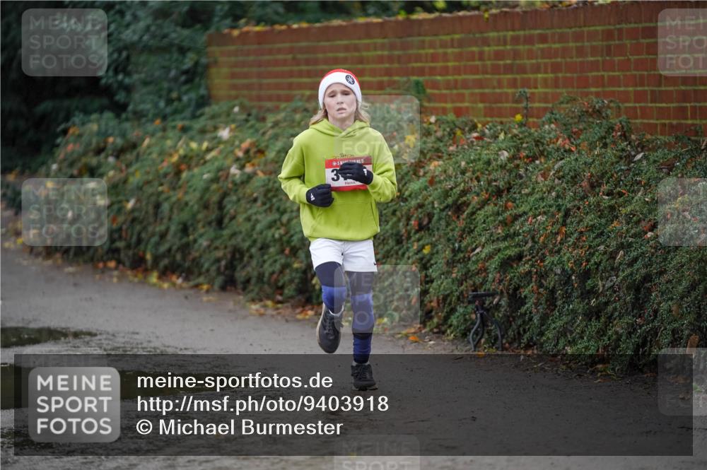 07.12.2025 - St. Pauli X-Mass-Run No. 15 Michael Burmester http://msf.ph/oto/9403918 07.12.2025 11:00:47 Laufen  meine-sportfotos.de