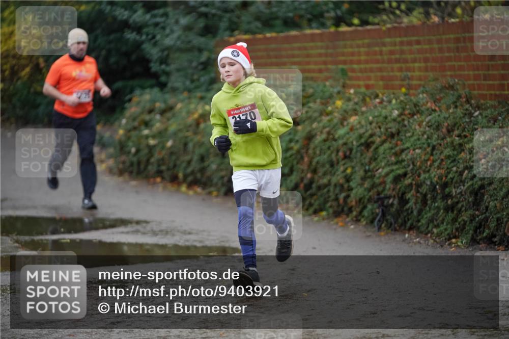 07.12.2025 - St. Pauli X-Mass-Run No. 15 Michael Burmester http://msf.ph/oto/9403921 07.12.2025 11:00:48 Laufen 15, 2170 meine-sportfotos.de