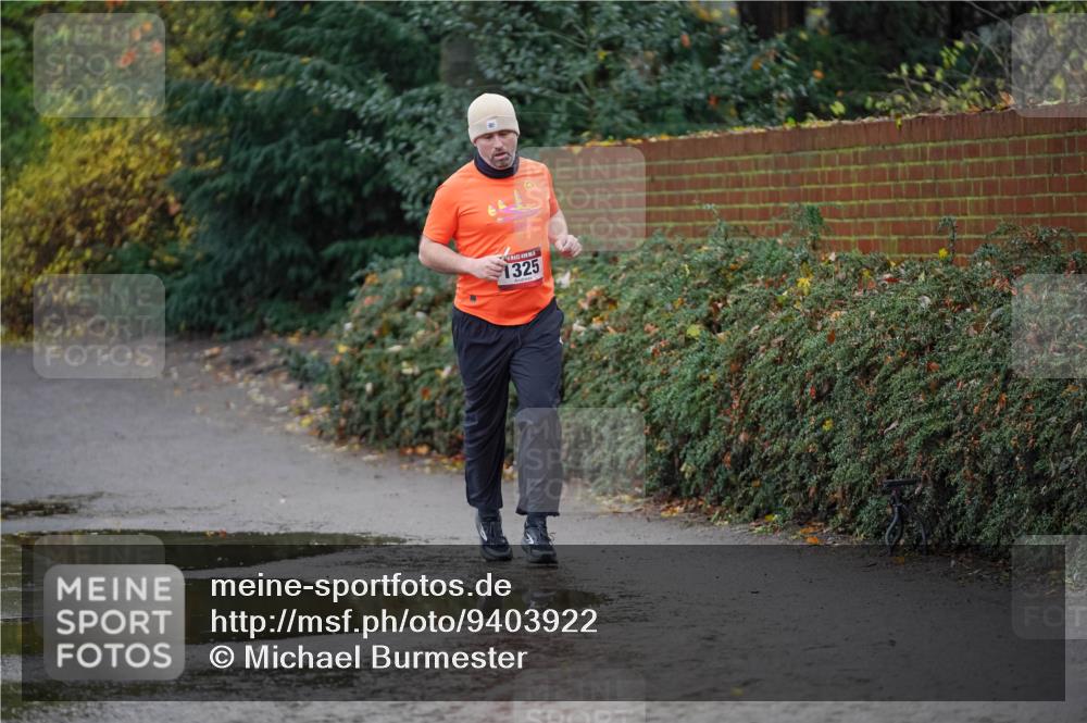 07.12.2025 - St. Pauli X-Mass-Run No. 15 Michael Burmester http://msf.ph/oto/9403922 07.12.2025 11:00:49 Laufen 1325 meine-sportfotos.de