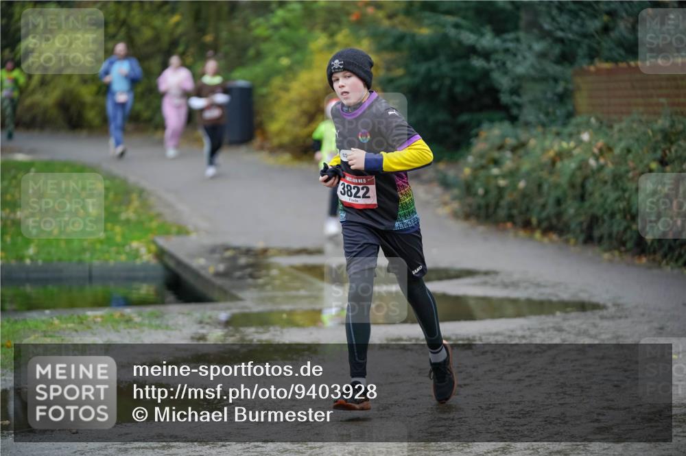 07.12.2025 - St. Pauli X-Mass-Run No. 15 Michael Burmester http://msf.ph/oto/9403928 07.12.2025 11:00:58 Laufen 15, 3822 meine-sportfotos.de
