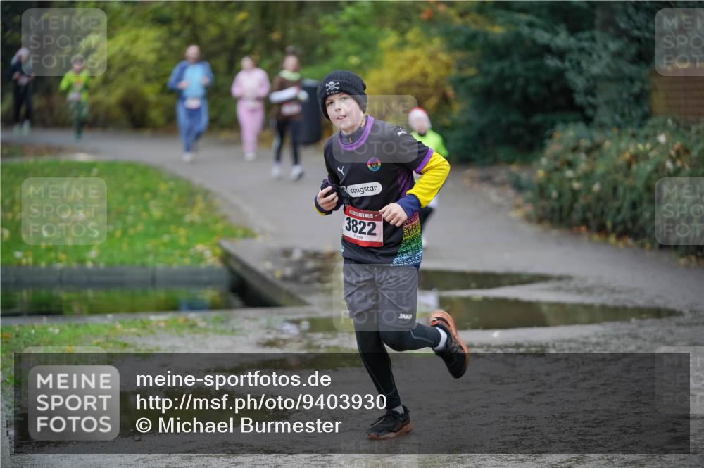 07.12.2025 - St. Pauli X-Mass-Run No. 15 Michael Burmester http://msf.ph/oto/9403930 07.12.2025 11:00:58 Laufen 3822 meine-sportfotos.de