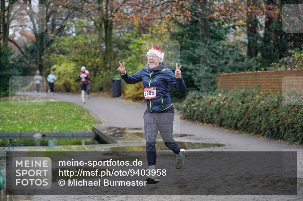 07.12.2025 - St. Pauli X-Mass-Run No. 15 Michael Burmester http://msf.ph/oto/9403958 07.12.2025 11:01:12 Laufen 3205 meine-sportfotos.de