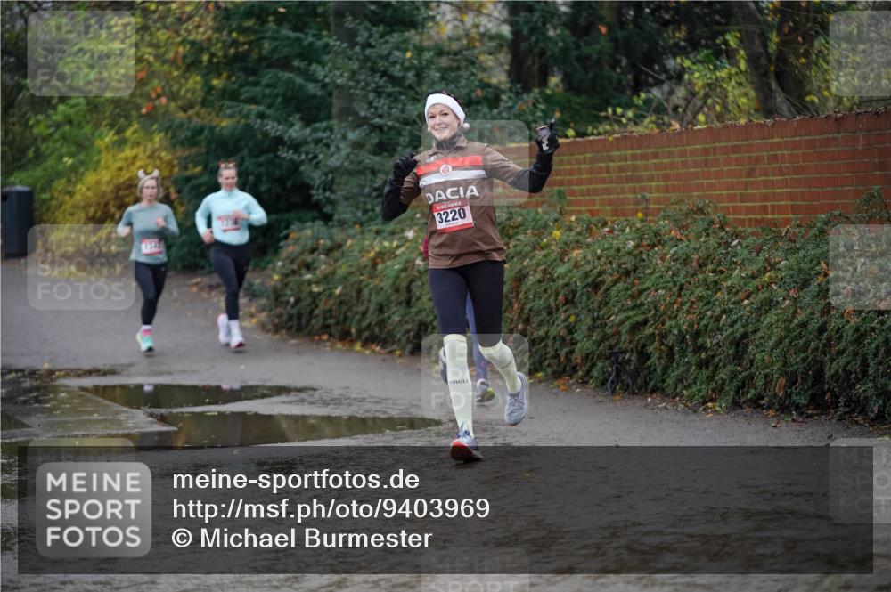 07.12.2025 - St. Pauli X-Mass-Run No. 15 Michael Burmester http://msf.ph/oto/9403969 07.12.2025 11:01:21 Laufen 3220 meine-sportfotos.de