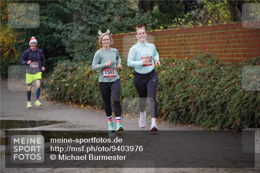 07.12.2025 - St. Pauli X-Mass-Run No. 15 Michael Burmester http://msf.ph/oto/9403976 07.12.2025 11:01:24 Laufen 2194, 1343 meine-sportfotos.de