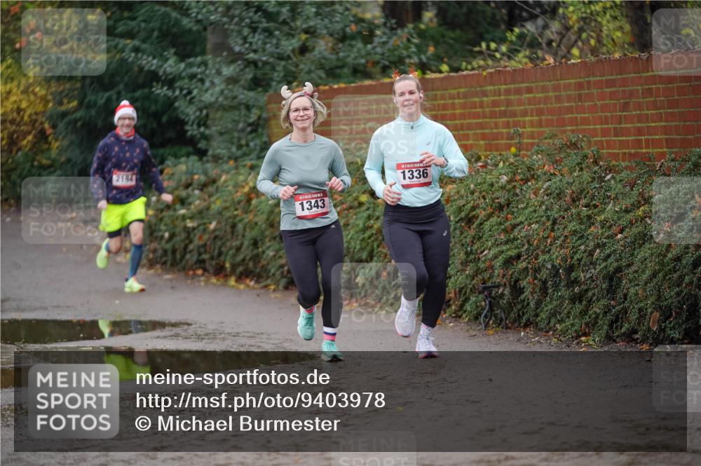 07.12.2025 - St. Pauli X-Mass-Run No. 15 Michael Burmester http://msf.ph/oto/9403978 07.12.2025 11:01:24 Laufen 2194, 1343, 1336 meine-sportfotos.de
