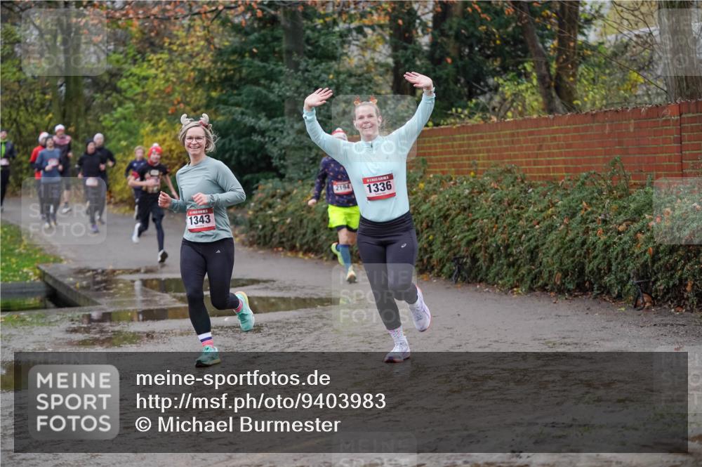 07.12.2025 - St. Pauli X-Mass-Run No. 15 Michael Burmester http://msf.ph/oto/9403983 07.12.2025 11:01:26 Laufen 1343, 2194, 1336 meine-sportfotos.de