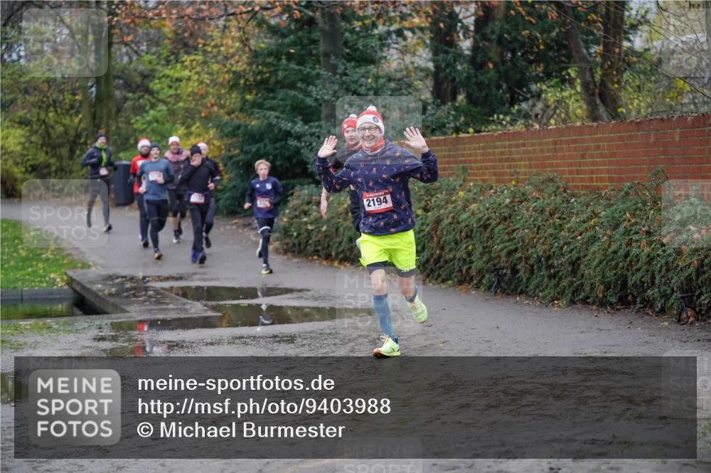 07.12.2025 - St. Pauli X-Mass-Run No. 15 Michael Burmester http://msf.ph/oto/9403988 07.12.2025 11:01:28 Laufen 2194 meine-sportfotos.de