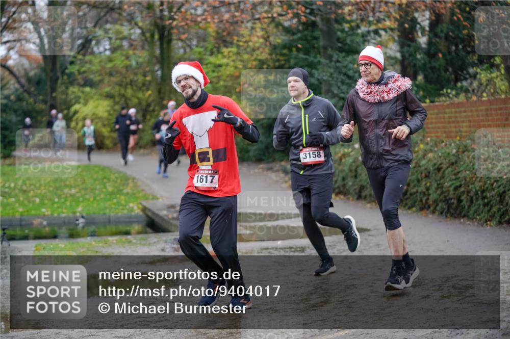 07.12.2025 - St. Pauli X-Mass-Run No. 15 Michael Burmester http://msf.ph/oto/9404017 07.12.2025 11:01:35 Laufen 15, 1617, 3158 meine-sportfotos.de