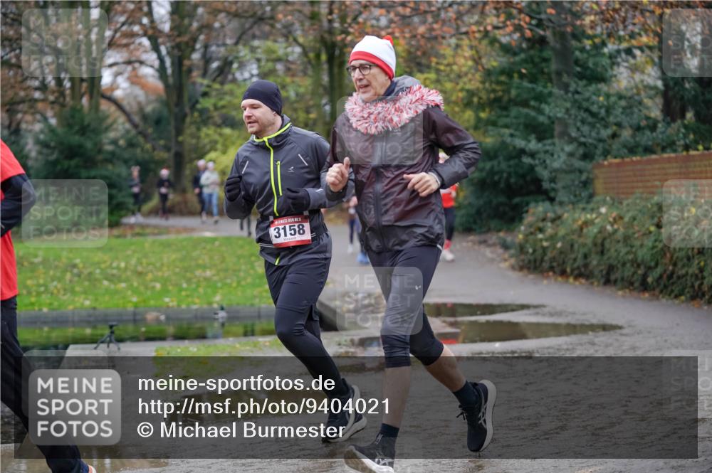 07.12.2025 - St. Pauli X-Mass-Run No. 15 Michael Burmester http://msf.ph/oto/9404021 07.12.2025 11:01:36 Laufen 3158 meine-sportfotos.de