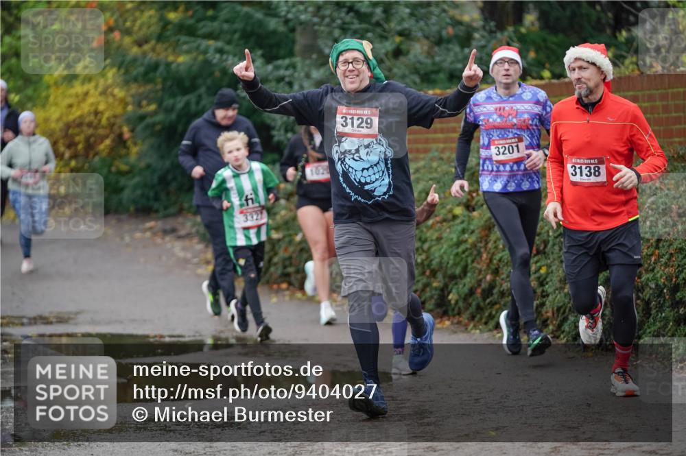 07.12.2025 - St. Pauli X-Mass-Run No. 15 Michael Burmester http://msf.ph/oto/9404027 07.12.2025 11:01:42 Laufen 1444, 3327, 15, 3129, 3201, 15, 3138 meine-sportfotos.de