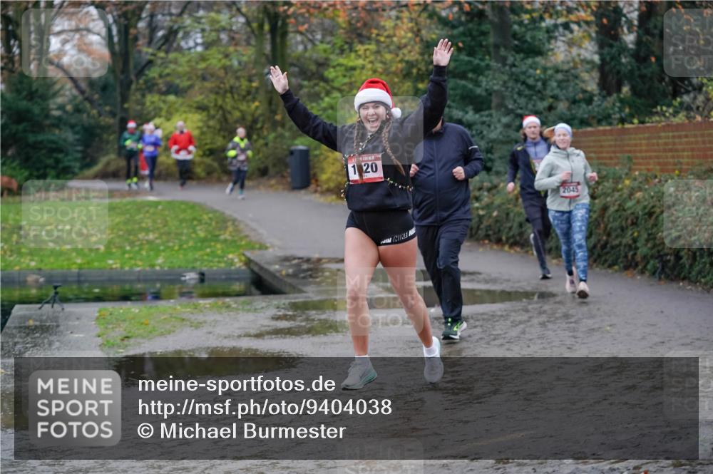 07.12.2025 - St. Pauli X-Mass-Run No. 15 Michael Burmester http://msf.ph/oto/9404038 07.12.2025 11:01:46 Laufen 1, 20, 2045 meine-sportfotos.de