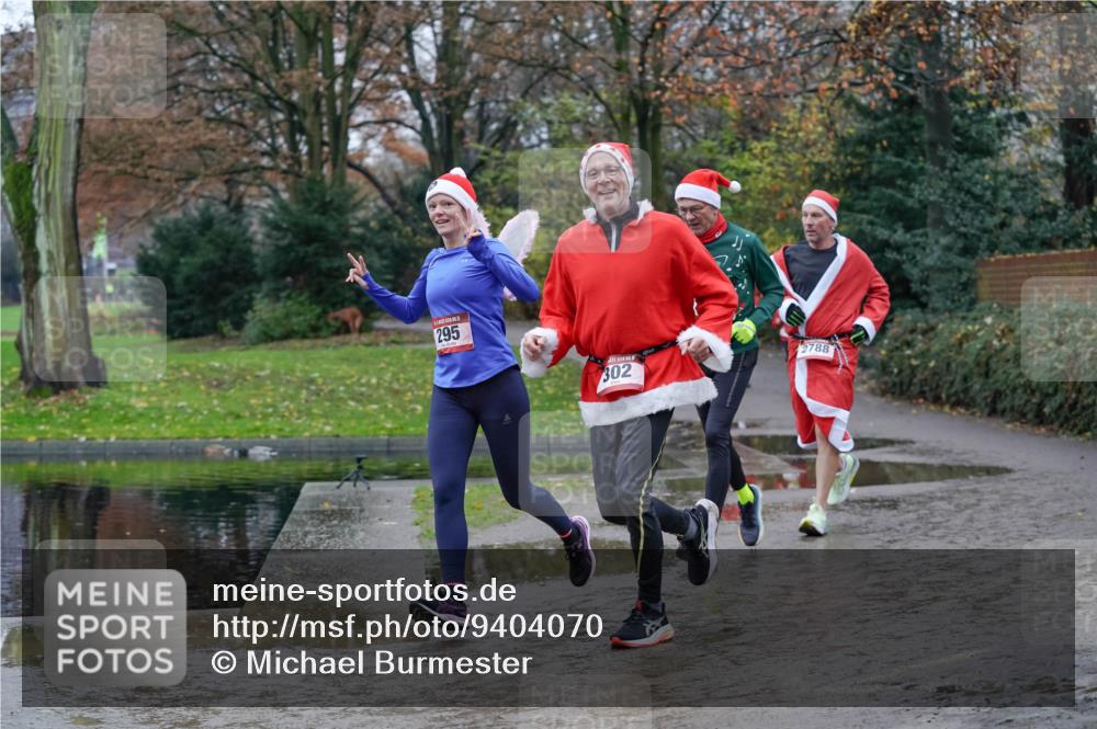 07.12.2025 - St. Pauli X-Mass-Run No. 15 Michael Burmester http://msf.ph/oto/9404070 07.12.2025 11:01:58 Laufen 295, 302, 2788 meine-sportfotos.de